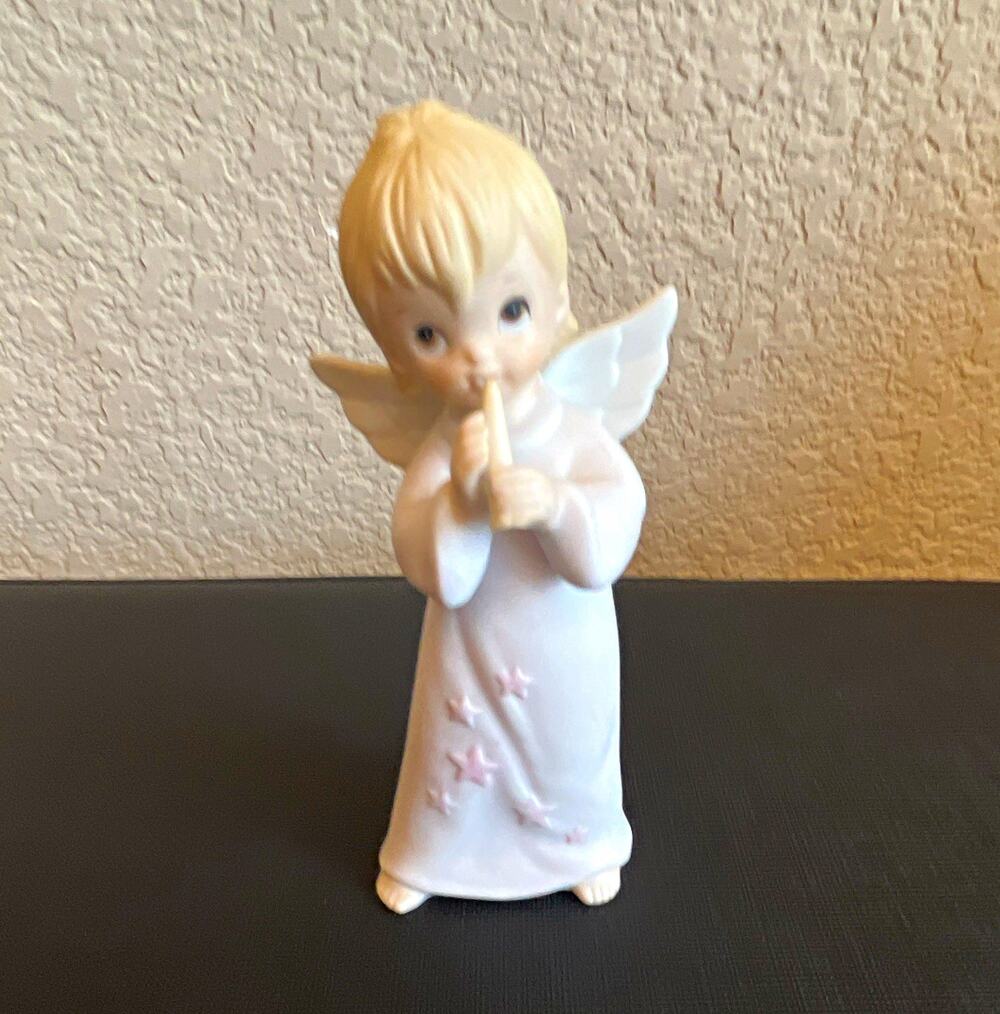 Angelic musicians 1982 Hand Painted Ceramic TWL 04452